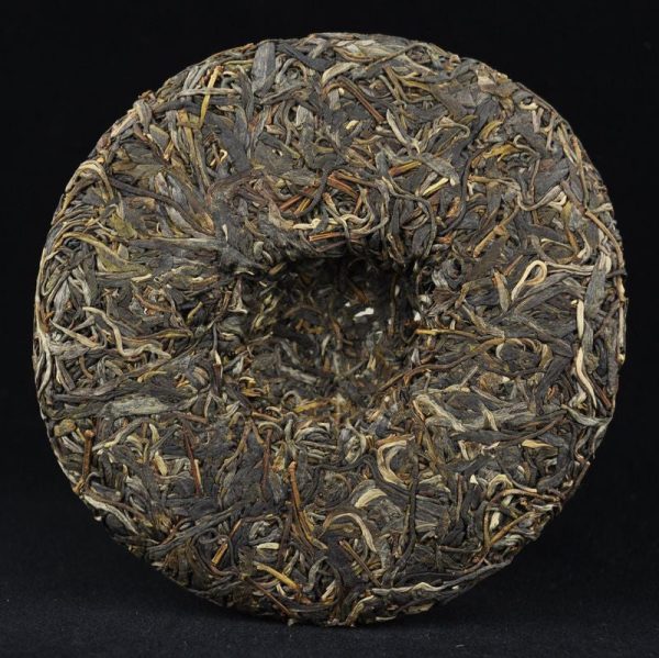 2013 Yunnan Sourcing  Gua Feng Zhai  Spring Ancient Arbor Raw Pu-erh Tea Cake Online now - Image 4
