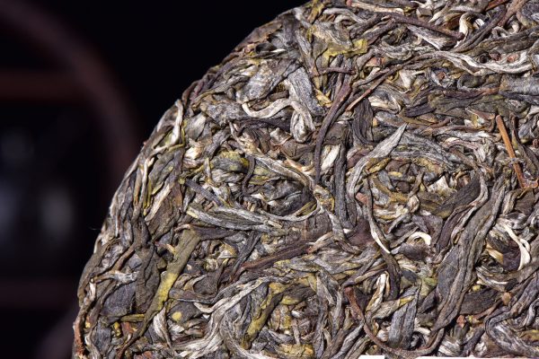2017 Yunnan Sourcing  Nan Ban Qing Village  Raw Pu-erh Tea Cake Discount - Image 4