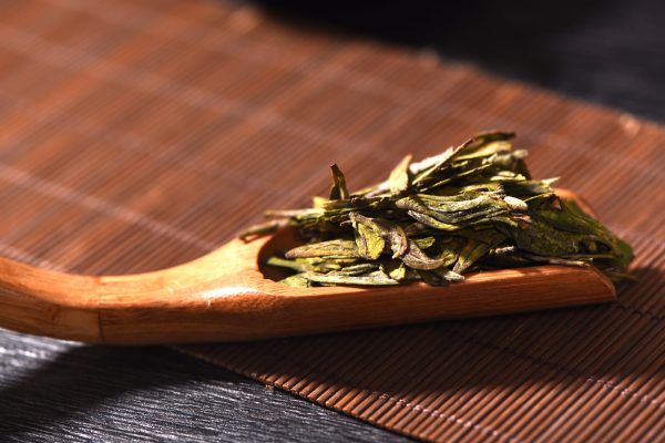Early Spring Yunnan  Bao Hong  Dragon Well Green Tea Fashion - Image 5